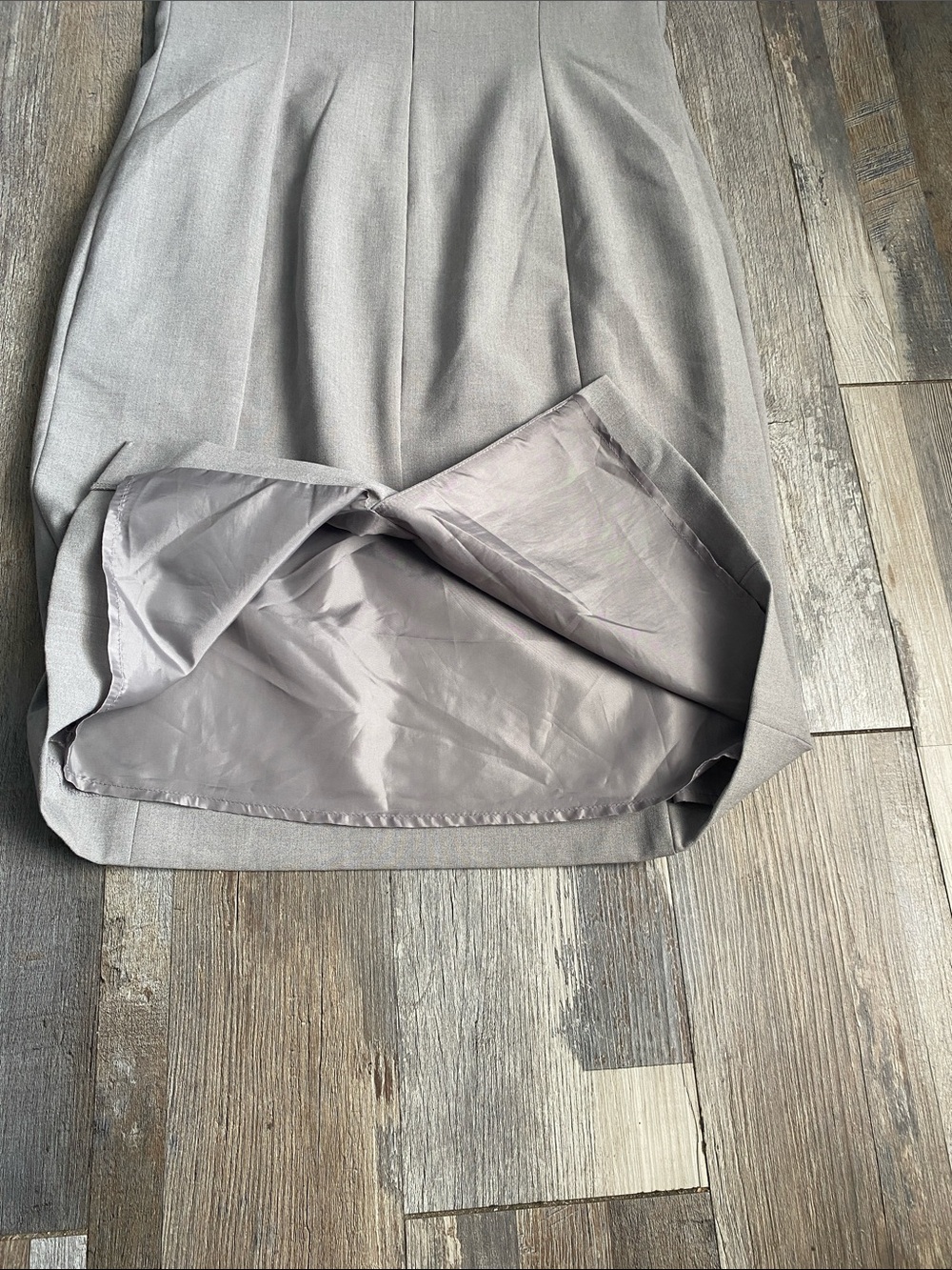 Calvin Klein Light Gray Cap-Sleeve Midi Sheath Dress with pockets - Picture 10 of 13